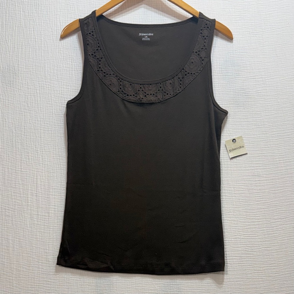 St. John's Bay Tank Top Women Sz L Brown Eyelet Trim Ribbed Cotton Boho Layering
